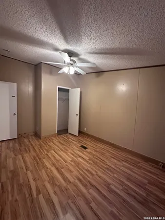 $1,500 | 738 Farm To Market Road 1283, Unit B, Pipe Creek, TX 78063
