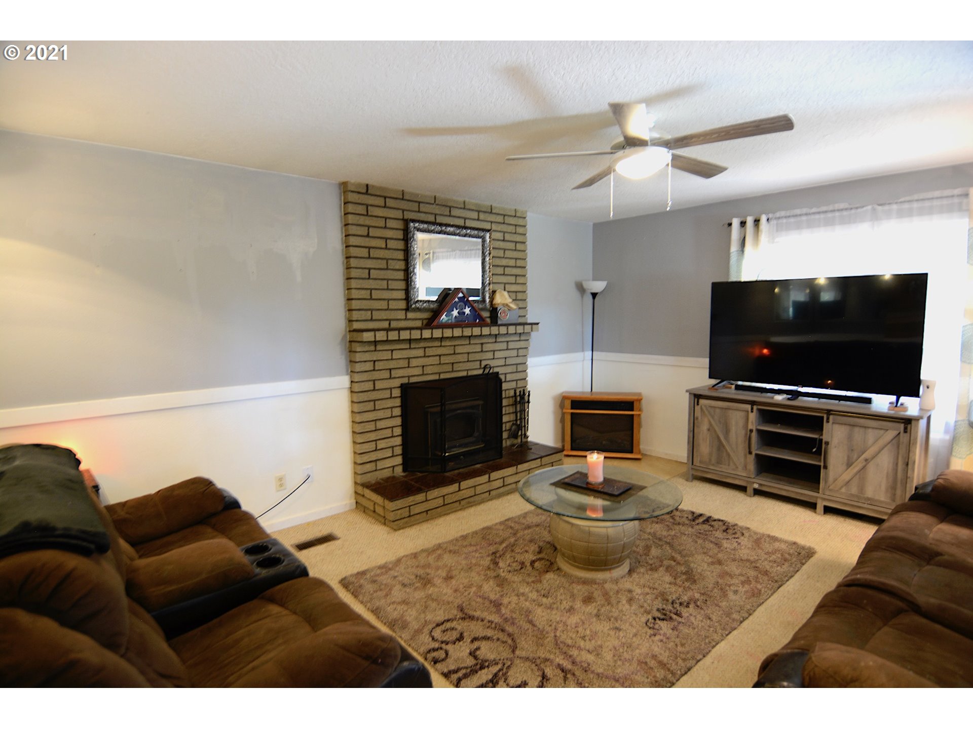 64472 Tomita Road Coos Bay, OR 97420 - Photo 4 of 32 Gallery Image 4
