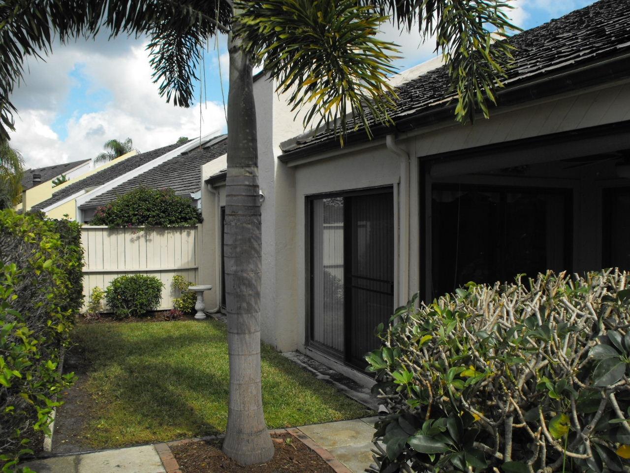 17074 Traverse Circle Jupiter, FL 33477 - Photo 12 of 18 17074 Traverse Circle (14)