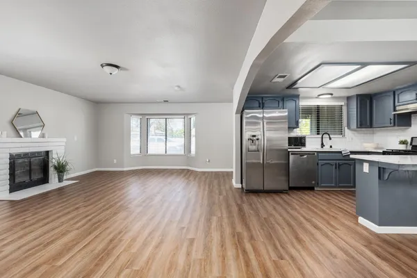$399,900 | 3099 Ezie Avenue, Clovis, CA 93611