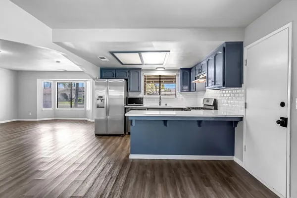 $418,000 | 3099 Ezie Avenue, Clovis, CA 93611