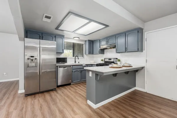 $399,900 | 3099 Ezie Avenue, Clovis, CA 93611