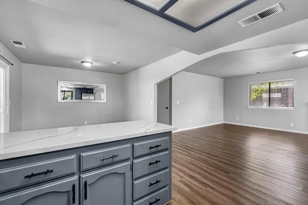$418,000 | 3099 Ezie Avenue, Clovis, CA 93611