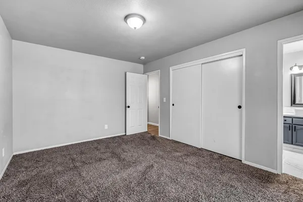 $418,000 | 3099 Ezie Avenue, Clovis, CA 93611