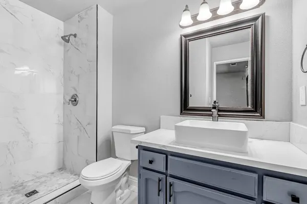 $418,000 | 3099 Ezie Avenue, Clovis, CA 93611