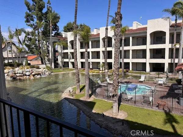 $2,500 | 11620 Warner Avenue, Unit 526, Fountain Valley, CA 92708
