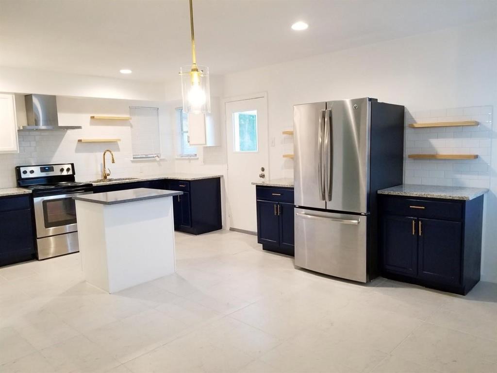 510 Gilbert Road Irving, TX 75061 - Photo 5 of 10