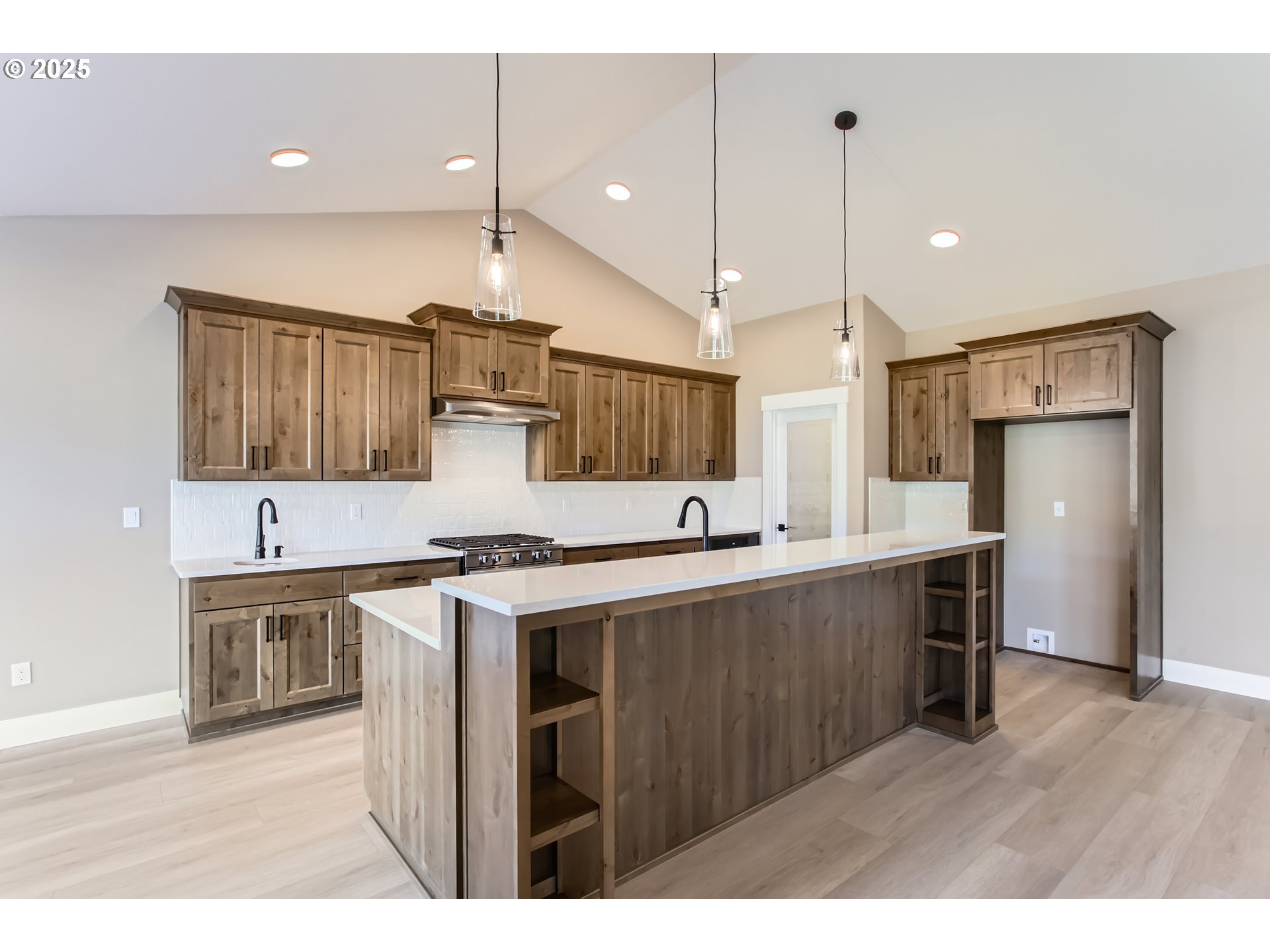 26344 South Brandt Road Mulino, OR 97042 - Photo 11 of 33 Gallery Image 11