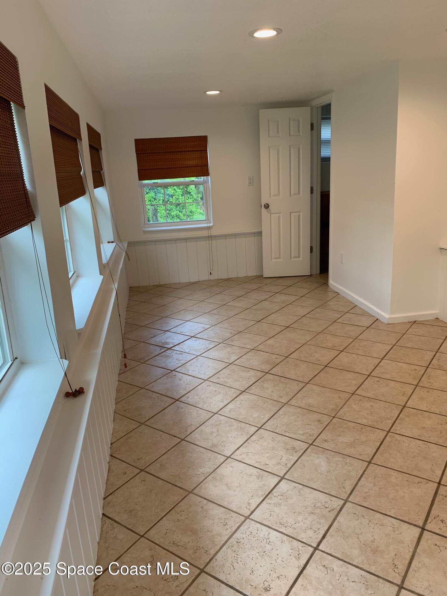 110 Del Flora Indialantic, FL 32903 - Photo 23 of 33 a view of a livingroom with furniture and window