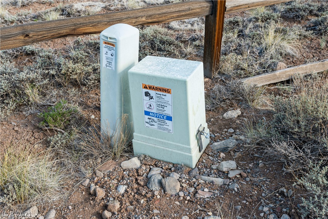 163 West Bryce Gate Circle Hatch, UT 84735 - Photo 18 of 32