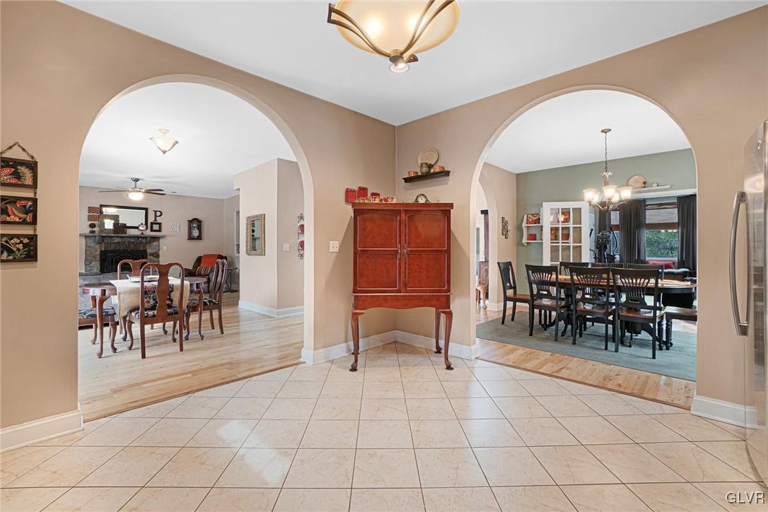 3223 Willow Grove Road Pocono Summit, PA 18346 - Photo 12 of 43 Kitchen