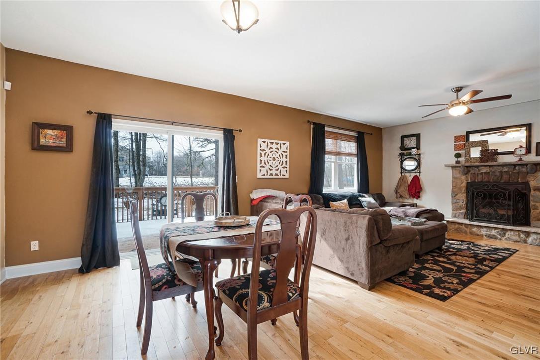 3223 Willow Grove Road Pocono Summit, PA 18346 - Photo 14 of 43 Dining Area