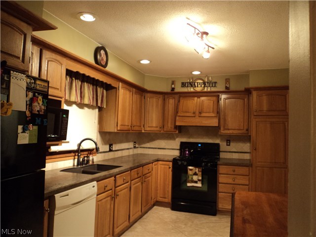 28 Mill Trace Road Youngstown, OH 44511 - Photo 3 of 8 Gallery Image 3