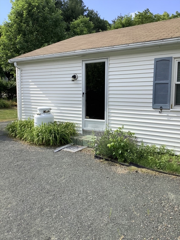236 Maple Street Danvers, MA 01923 - Photo 9 of 10