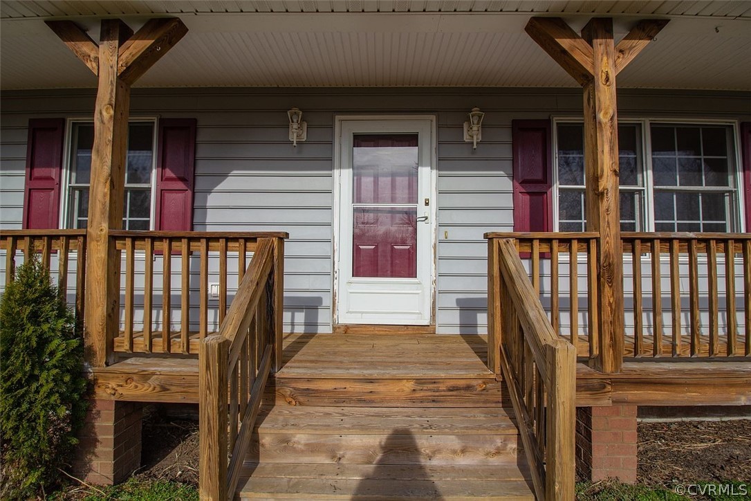 280 Cheaneys Bridge Road Dunnsville, VA 22454 - Photo 4 of 14 Gallery Image 4