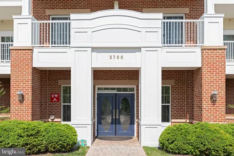 a view of a house with a small entryway