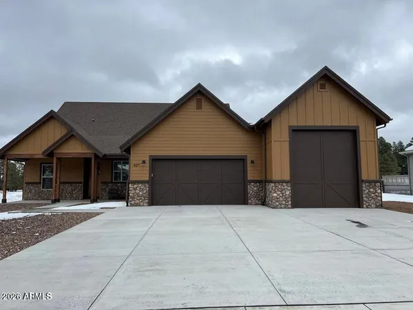 $775,000 | 827 Torrey Pines Drive, Williams, AZ 86046