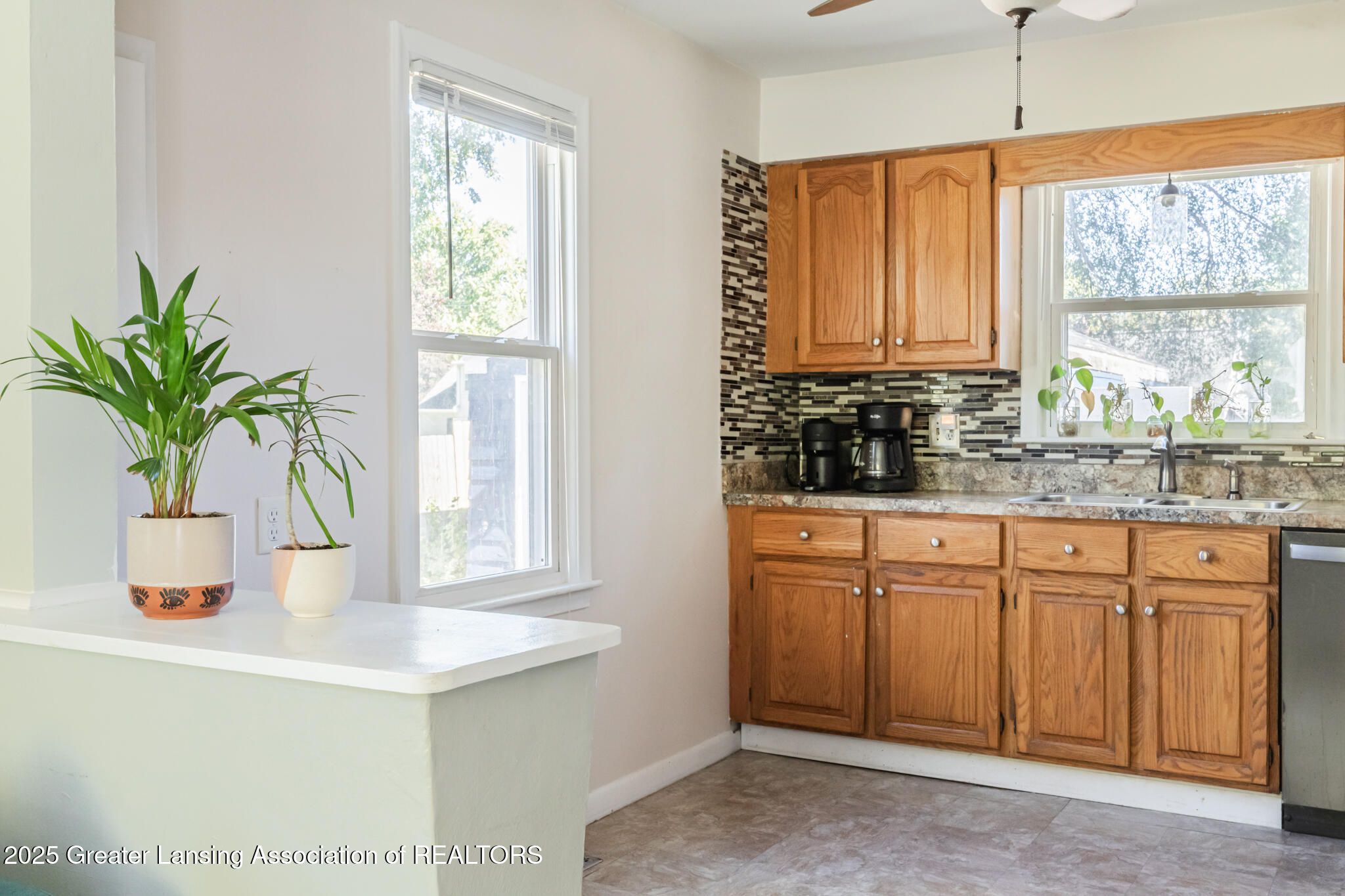 5821 Schafer Road Lansing, MI 48911 - Photo 16 of 53 5821Schafer21