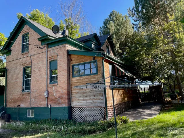 $449,900 | 2827 South 1050 East, Hagerman, ID 83332