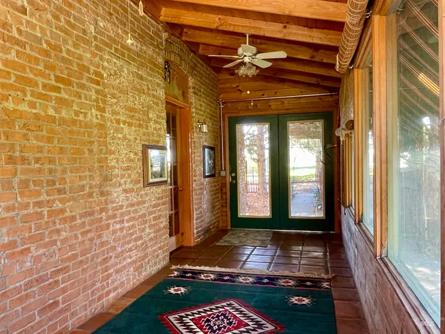 $449,900 | 2827 South 1050 East, Hagerman, ID 83332