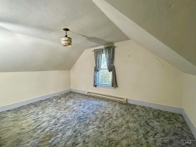 $449,900 | 2827 South 1050 East, Hagerman, ID 83332