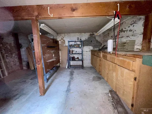 $449,900 | 2827 South 1050 East, Hagerman, ID 83332