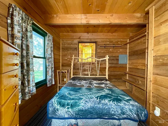 $449,900 | 2827 South 1050 East, Hagerman, ID 83332