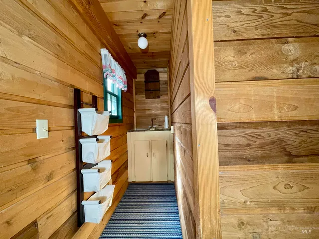 $449,900 | 2827 South 1050 East, Hagerman, ID 83332