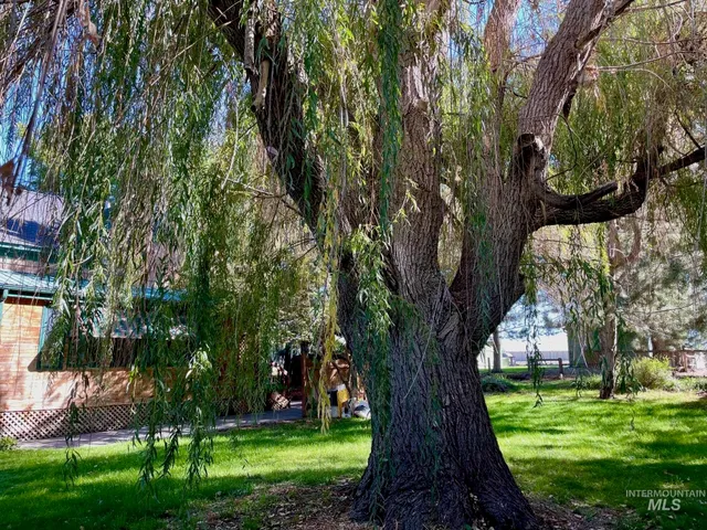 $449,900 | 2827 South 1050 East, Hagerman, ID 83332