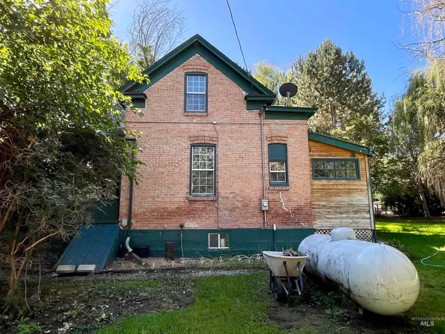 $449,900 | 2827 South 1050 East, Hagerman, ID 83332