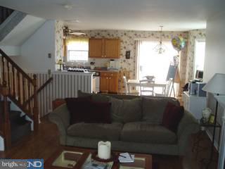 33 Versailles Court Newark, DE 19702 - Photo 4 of 5