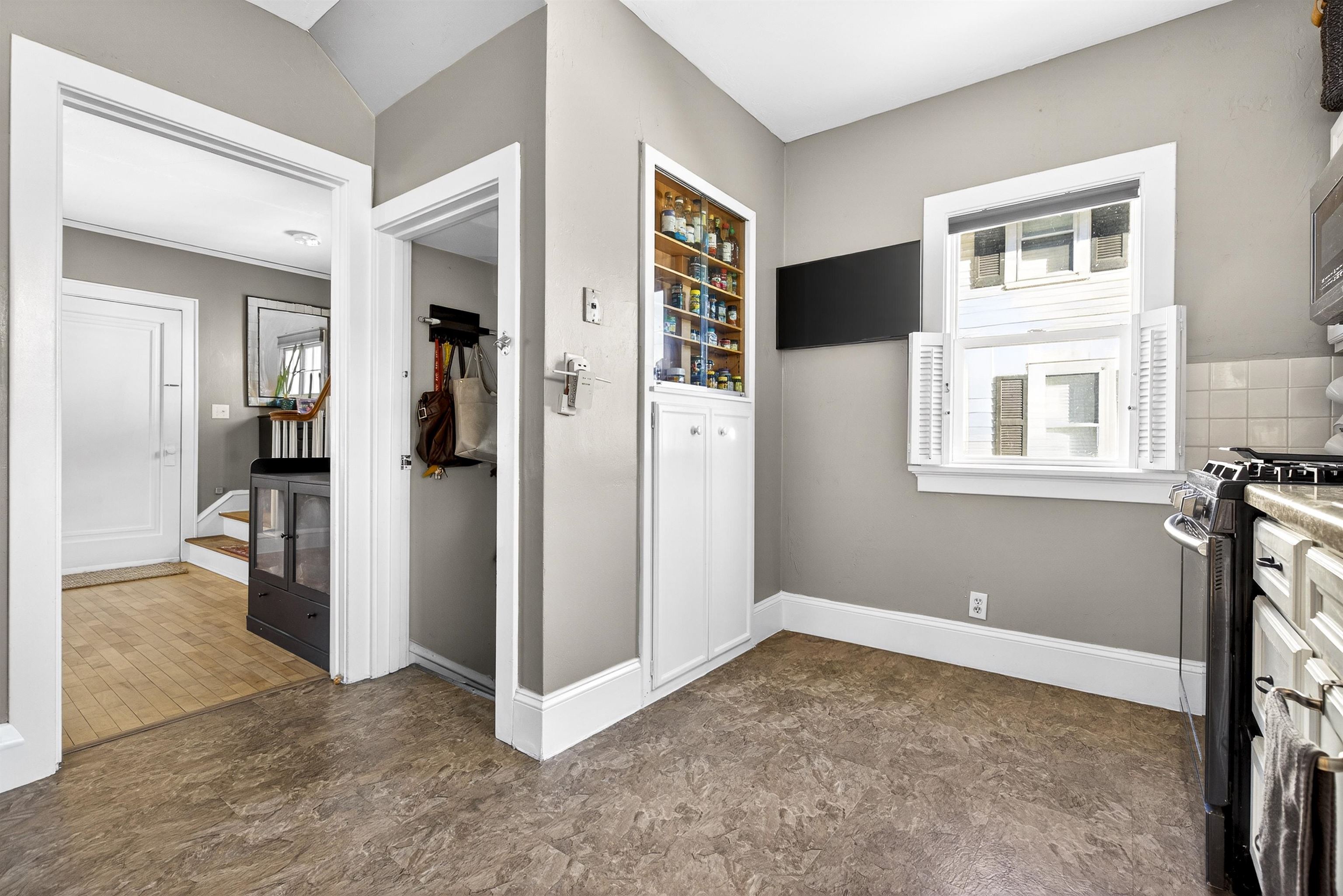 333 West Spring Street Appleton, WI 54911 - Photo 18 of 41