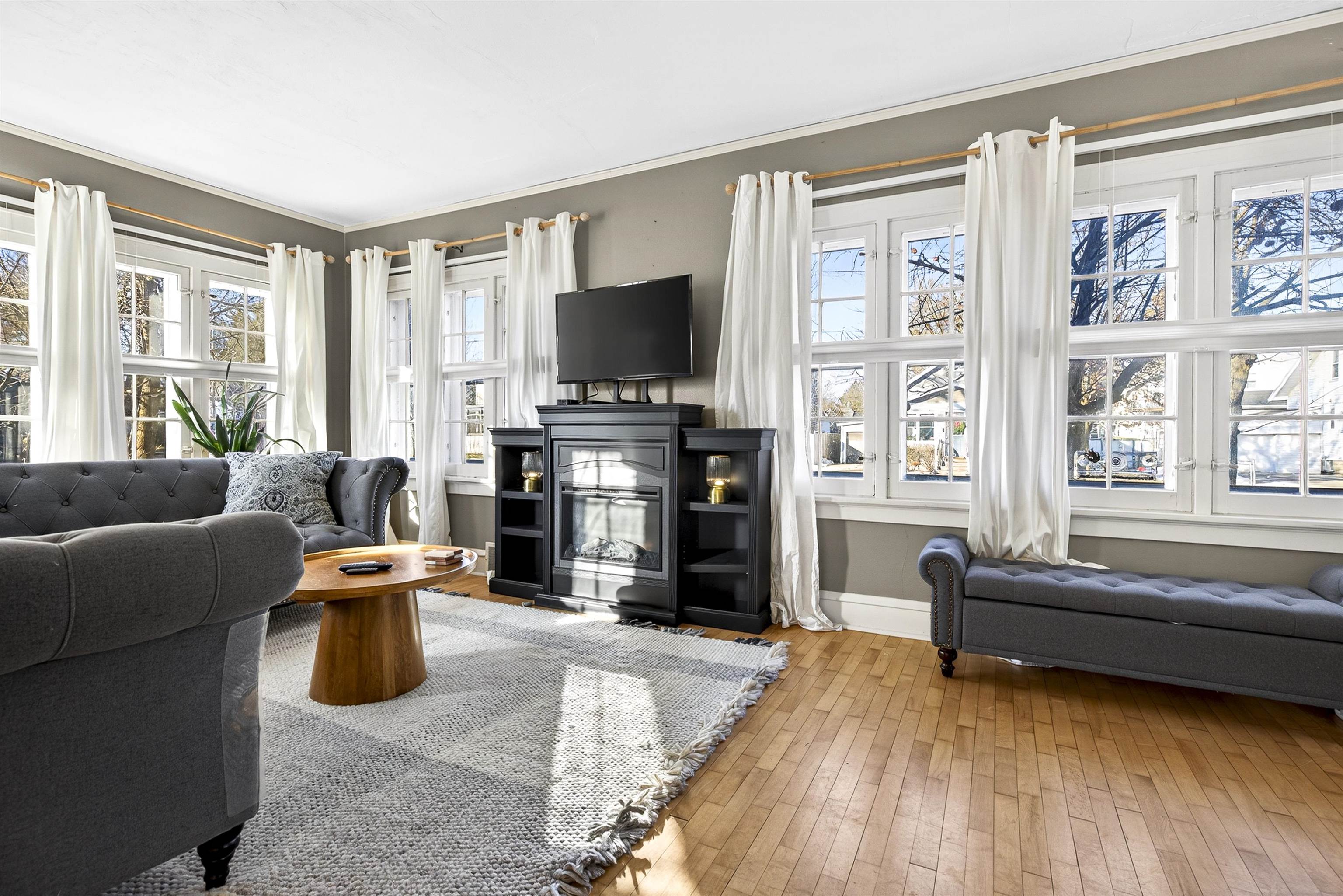 333 West Spring Street Appleton, WI 54911 - Photo 8 of 41