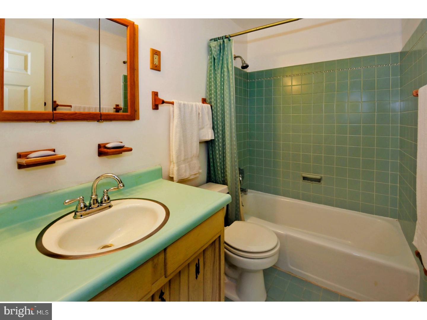 711 Fulmer Road Pottstown, PA 19465 - Photo 18 of 24 Bathroom