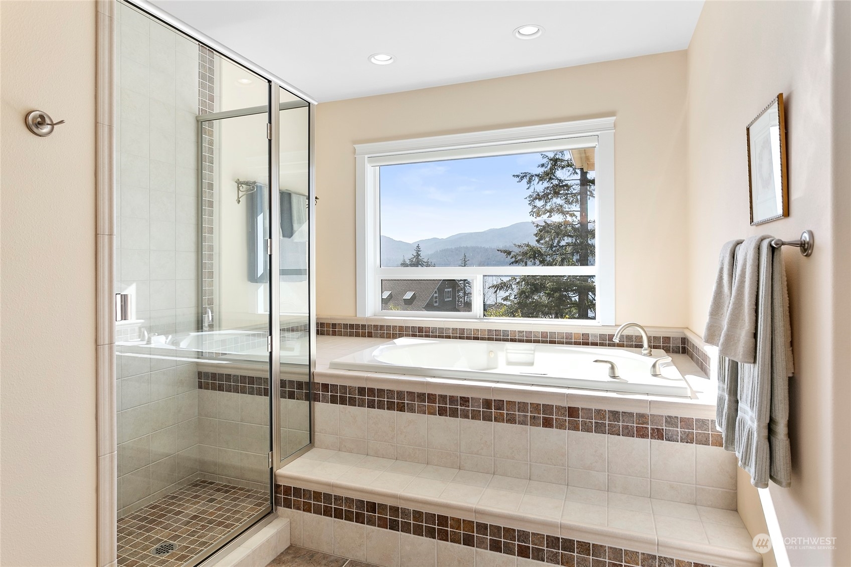 3049 Lakeshore Road Bellingham, WA 98226 - Photo 21 of 40 Gallery Image 21