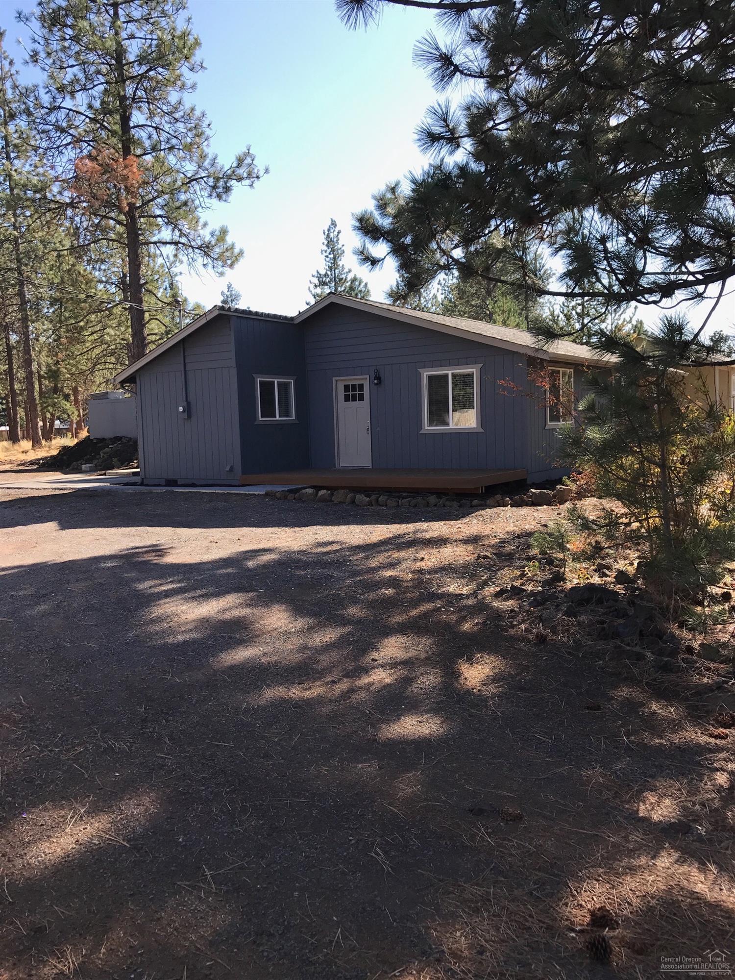 19579 Apache Road Bend, OR 97702 - Photo 15 of 24 Additional Photo