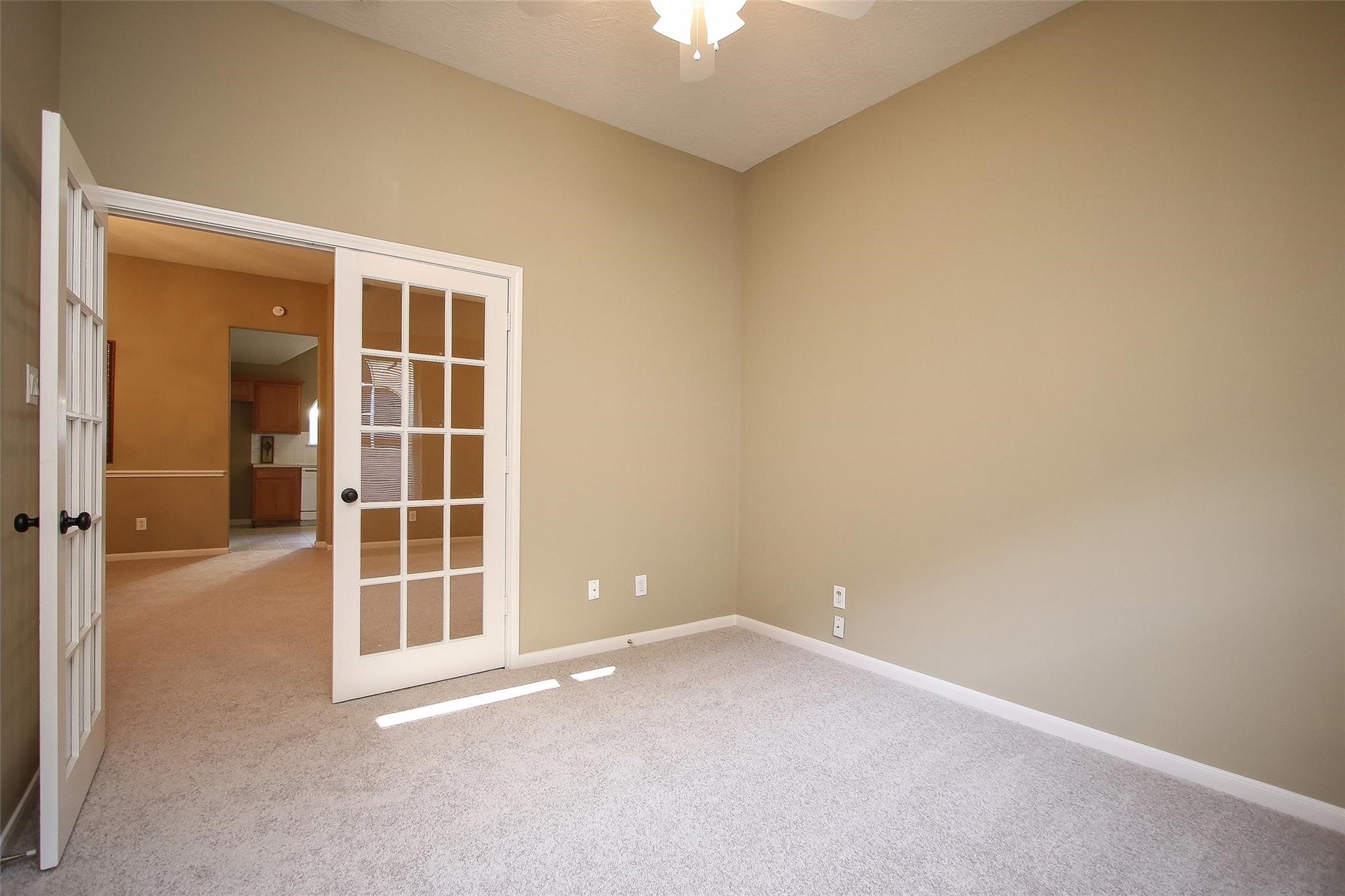 3415 Candlepine Drive Spring, TX 77388 - Photo 11 of 23 an empty room with windows