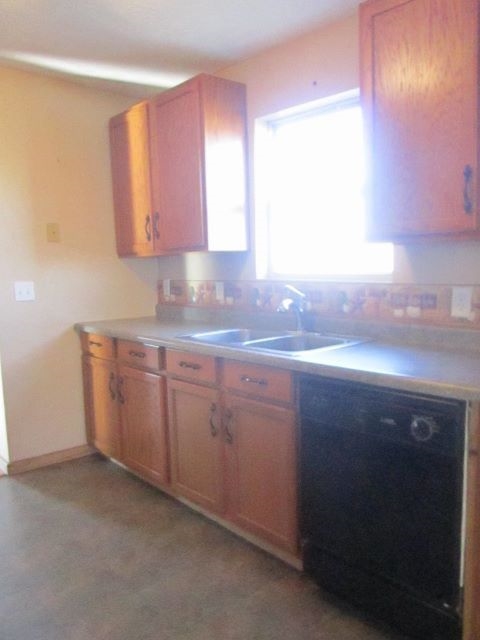 6910 West Wilson Road Perrinton, MI 48871 - Photo 6 of 21 1797059-5.JPG
