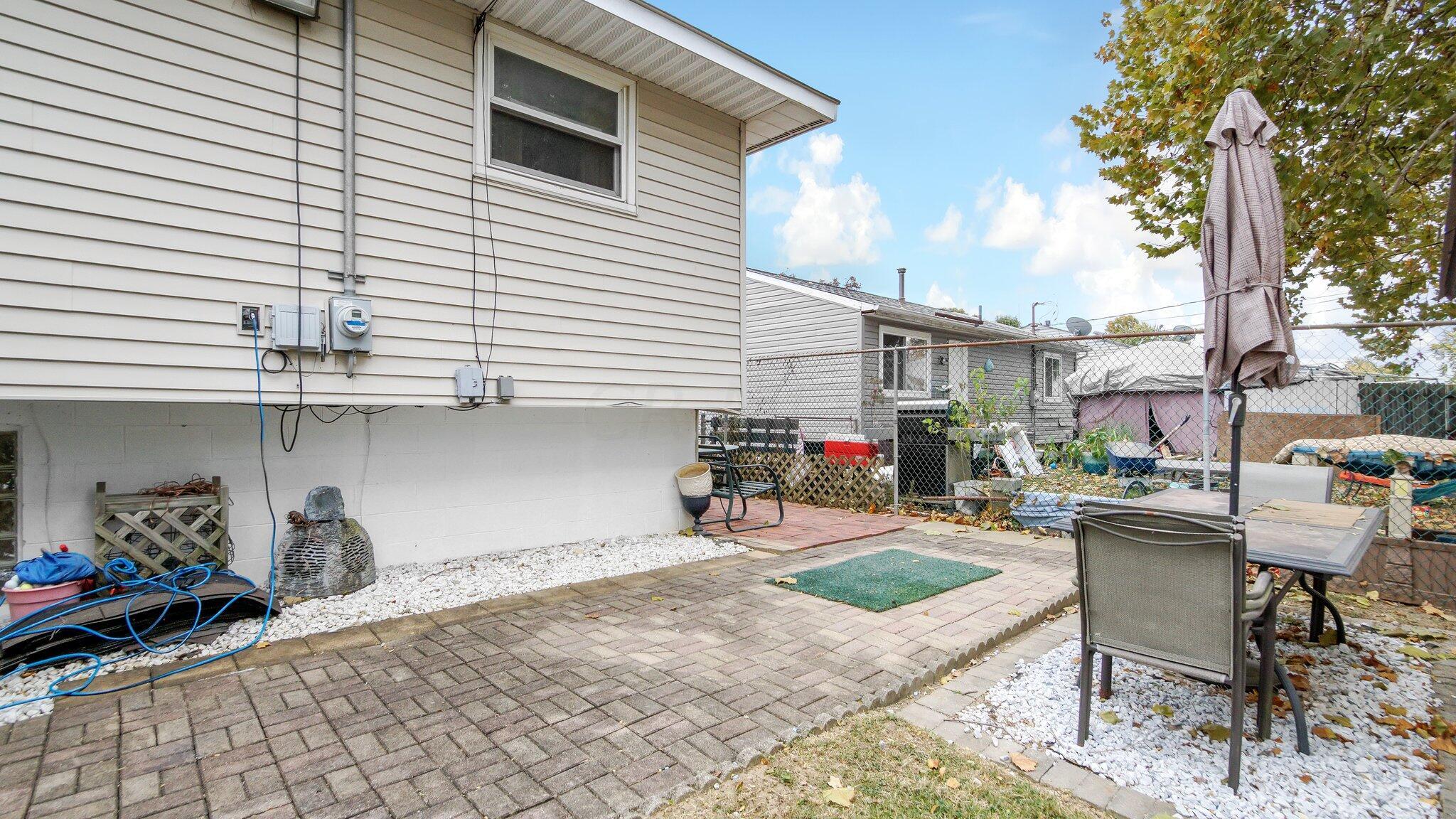 3949 Hillman Road West Columbus, OH 43207 - Photo 24 of 28 26-web-or-mls-3949-hillman-rd-w
