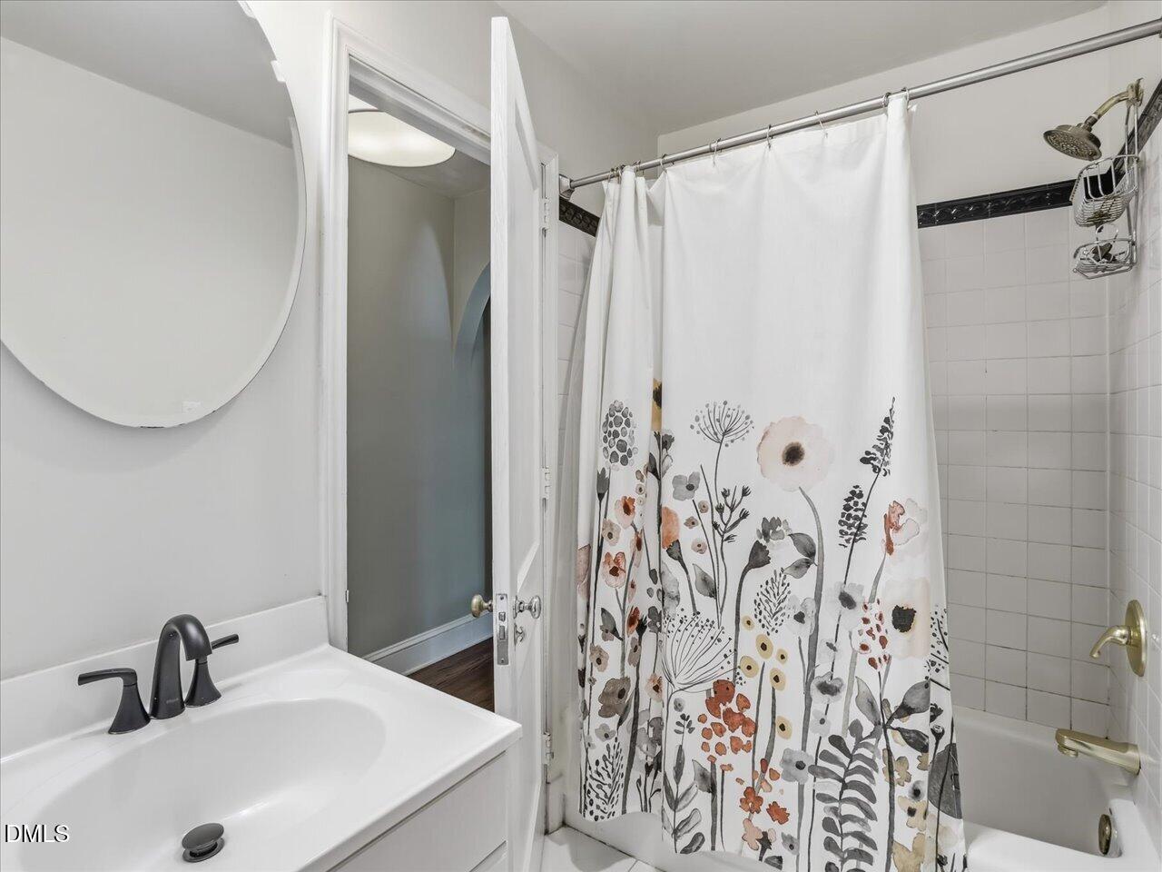 1428 Dixie Trail Raleigh, NC 27607 - Photo 59 of 82 59-Bathroom - Hallway