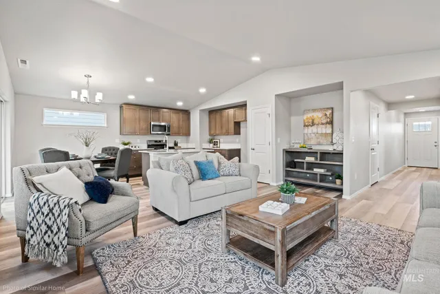 $463,990 | 7234 West Rygate Drive, Boise, ID 83714