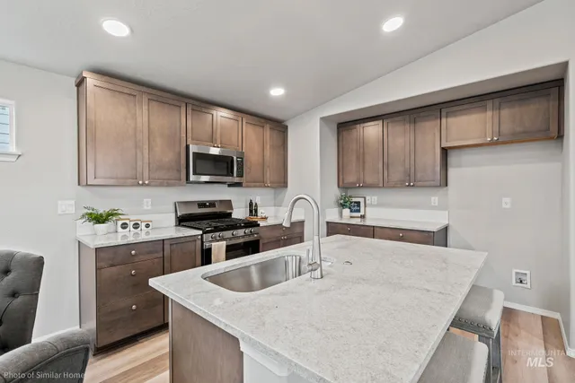 $463,990 | 7234 West Rygate Drive, Boise, ID 83714