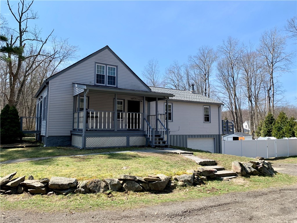 357 Rocky Hill Road Scituate, RI 02857 - Photo 5 of 39