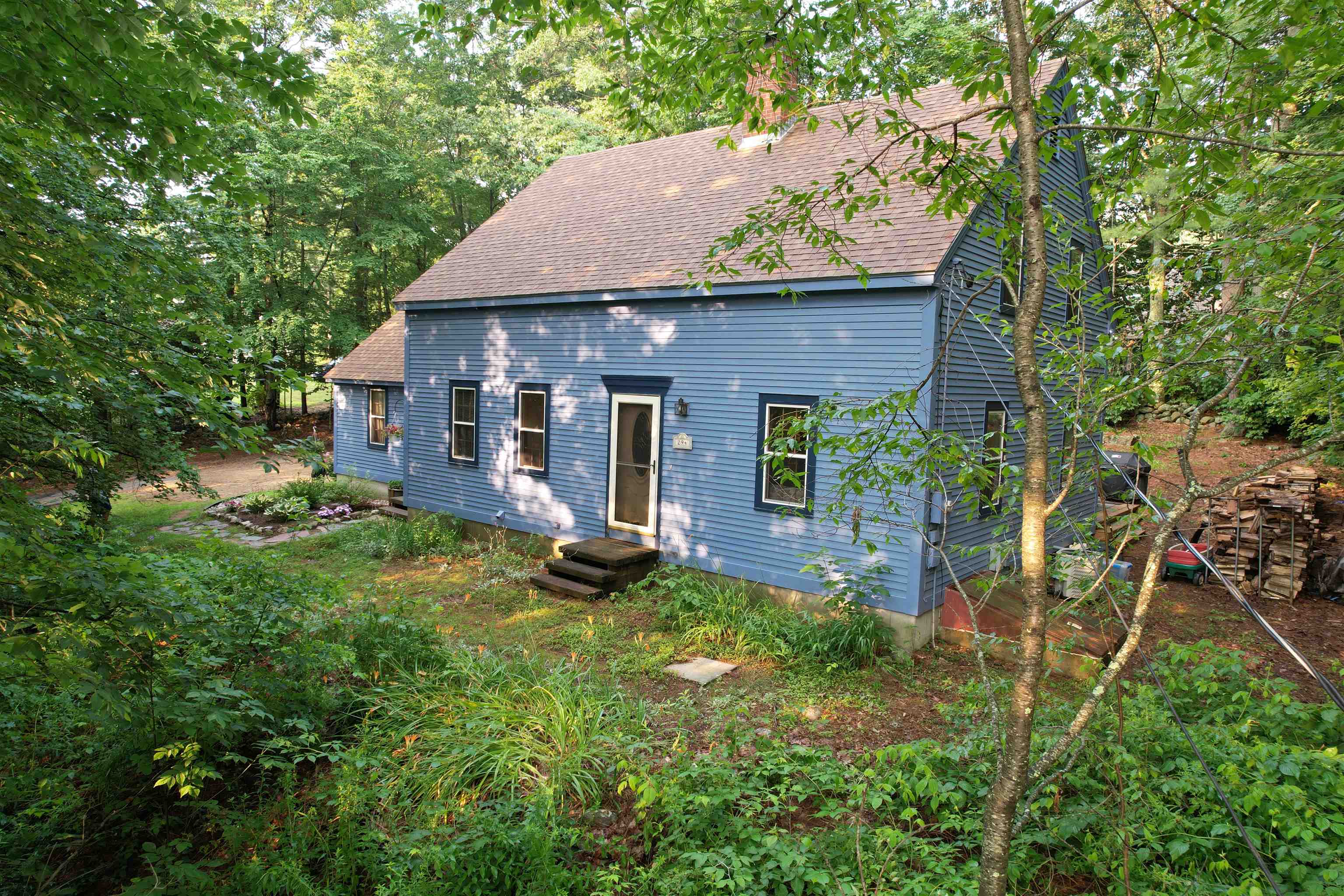 294 North Road Deerfield, NH 03037 - Photo 1 of 40