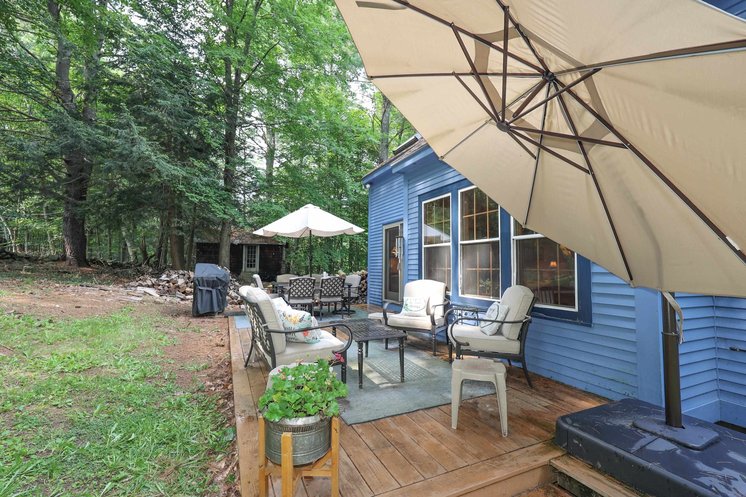 294 North Road Deerfield, NH 03037 - Photo 6 of 40