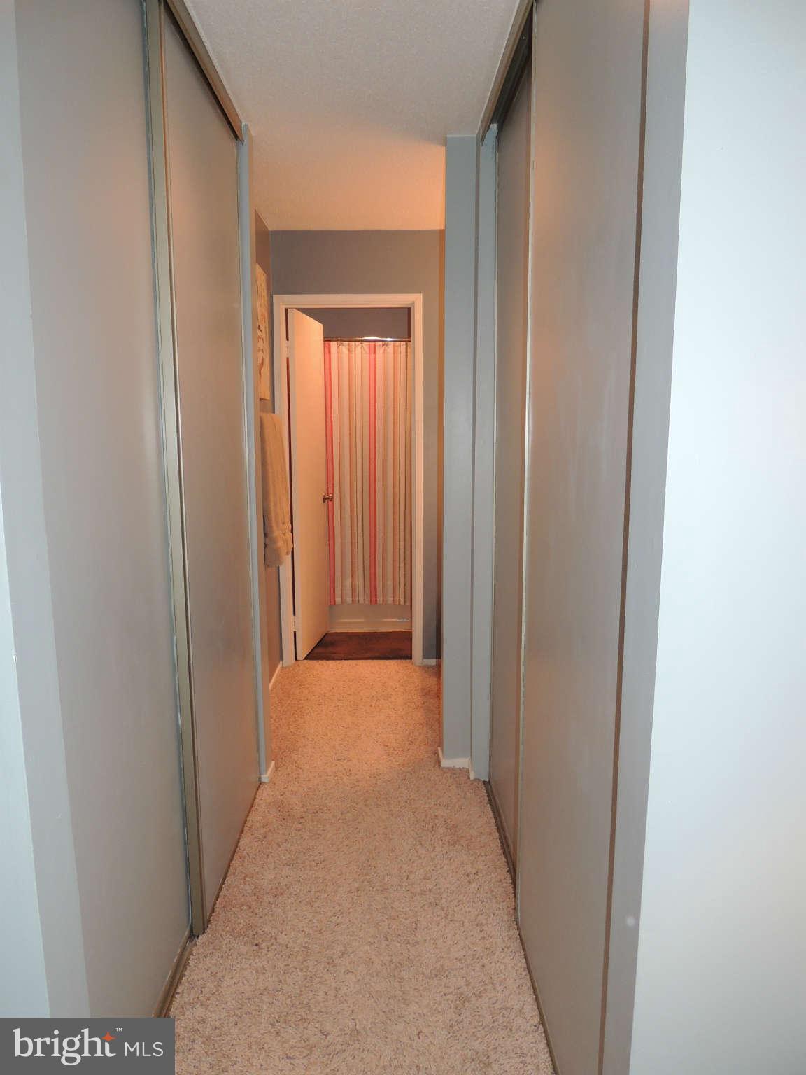 11033 Villaridge Court, Unit B Reston, VA 20191 - Photo 13 of 25 a view of a hallway