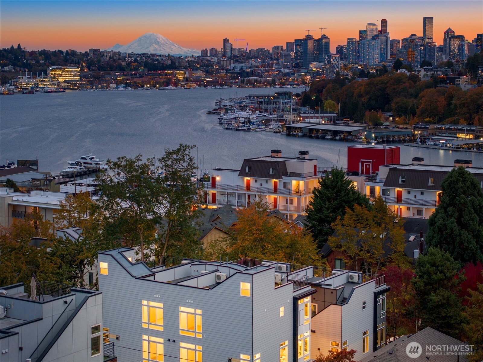 922 North 35th Street Seattle, WA 98103 - Photo 31 of 32 Gallery Image 31
