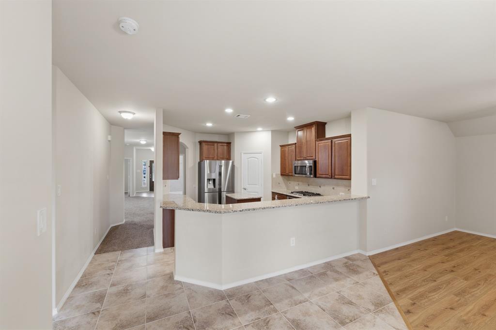 316 Rocky Pine Road McKinney, TX 75072 - Photo 15 of 33