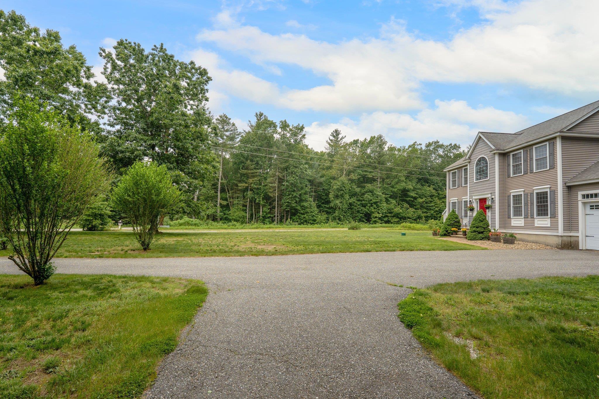 34 Talent Road Litchfield, NH 03052 - Photo 3 of 51