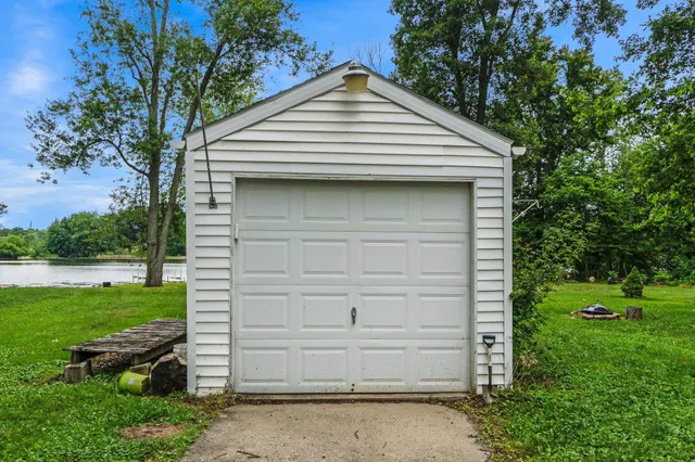 $179,900 | 3110 South Robyn Drive, Pleasant Lake, IN 46779